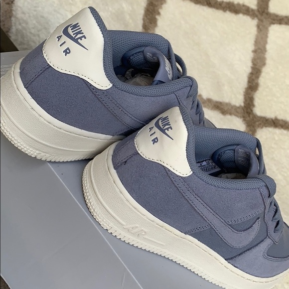 NIKE AIR FORCE 1 SURDE GS - Picture 10 of 16